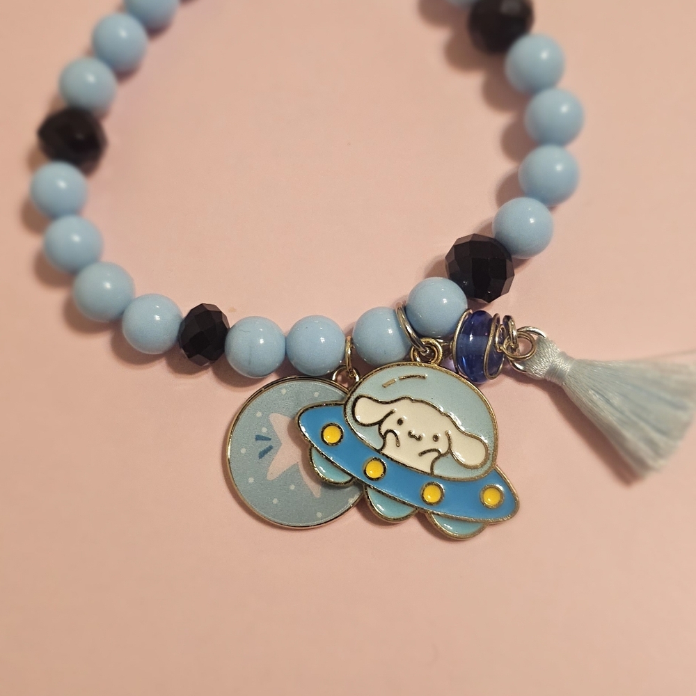 Bracelets - Picture 6 of 9